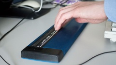 Braille-Tastatur am Arbeitsplatz