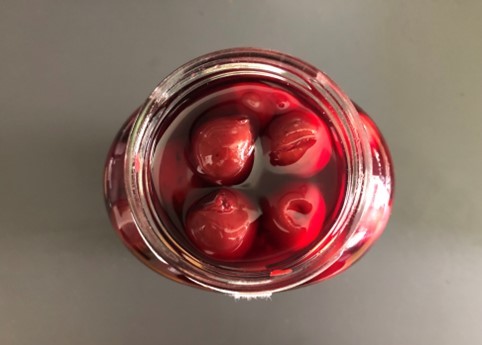 Eingemachte Kirschen im Glas: Prall, fruchtig, mal süß, mal würzig - immer ein Genuss