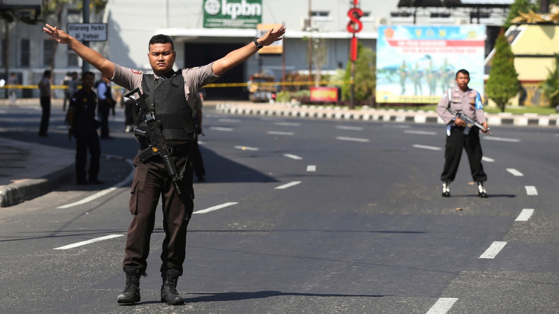 Anschalg auf Polizei-Hauptquartier in Surabaya