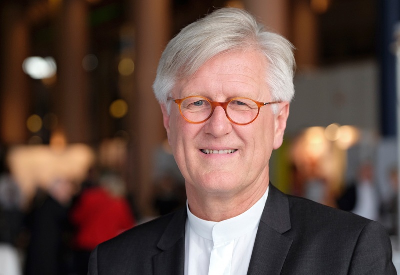 Heinrich Bedford-Strohm (Jg. 1960) ist Theologieprofessor und Landesbischof der Evangelisch-Lutherischen Kirche in Bayern. 