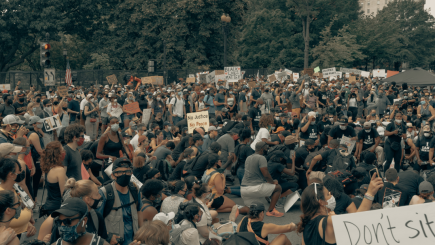 The crowd kneels at the Black Lives Matter protest in Washington DC 6/6/2020