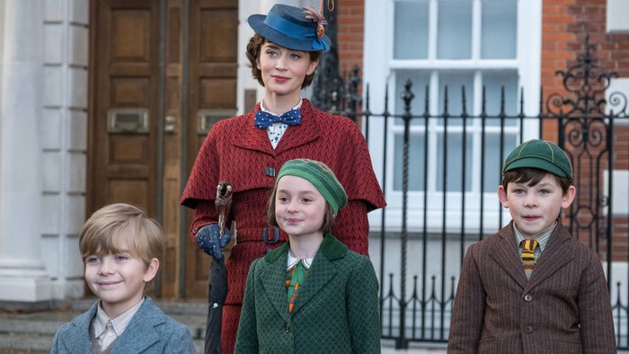 Emily Blunt is Mary Poppins