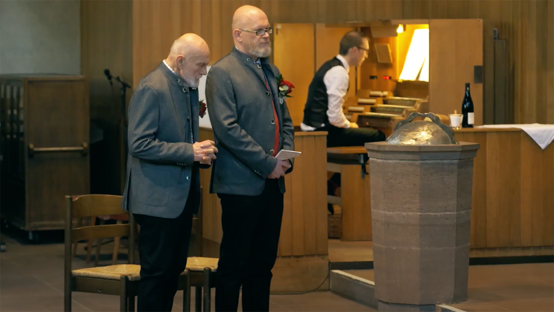 Reinhard Brandhorst und Jürgen Klotz bei der kirchlichen Segnung