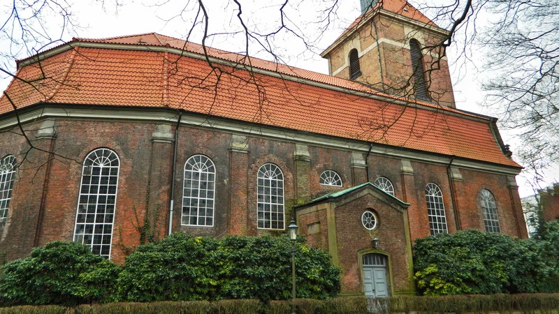 Kirchgang - Christianskirche Hamburg