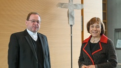 Annette Kurschus und Bischof Georg Bätzing am Sitz der DBK in Bonn