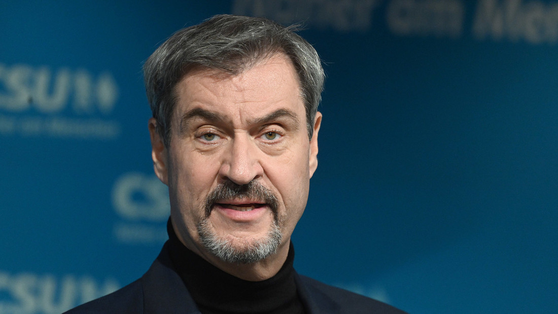 Markus Söder, CSU-Vorsitzender und bayerischer Ministerpräsident, spricht in der CSU-Landesleitung bei einer Pressekonferenz.