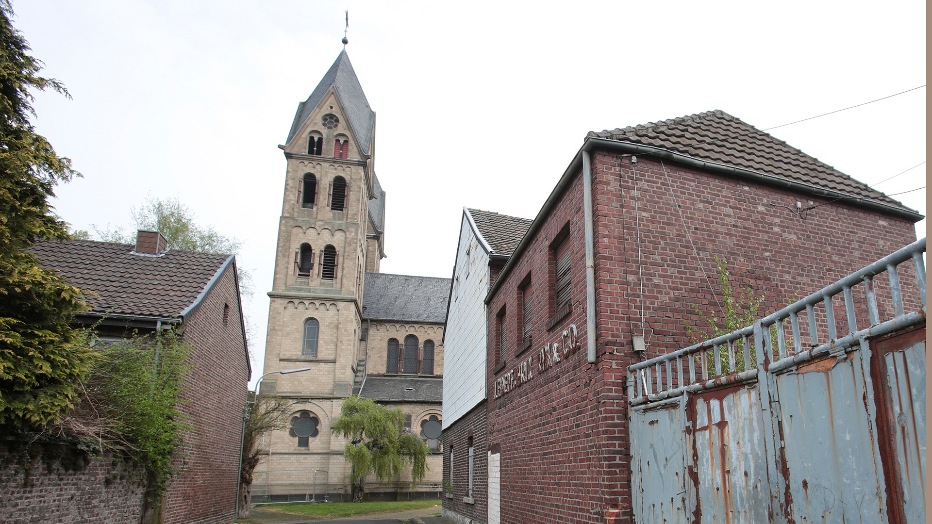 Die entweihte Kirche St. Lambertus vor dem Abriss