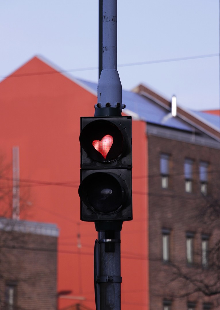 Herz auf roter Ampel