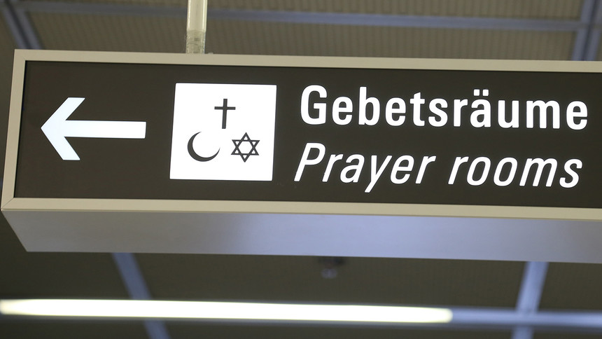 Gebet am Rollfeld: Gebetsräume am Frankfurter Flughafen