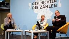 Kirsten Fehrs und Stephan Ackermann im Gespräch mit Sozialpsychologe Heiner Keupp.