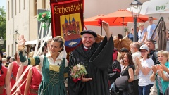 Festumzug des Hochzeitpaares in Wittenberg
