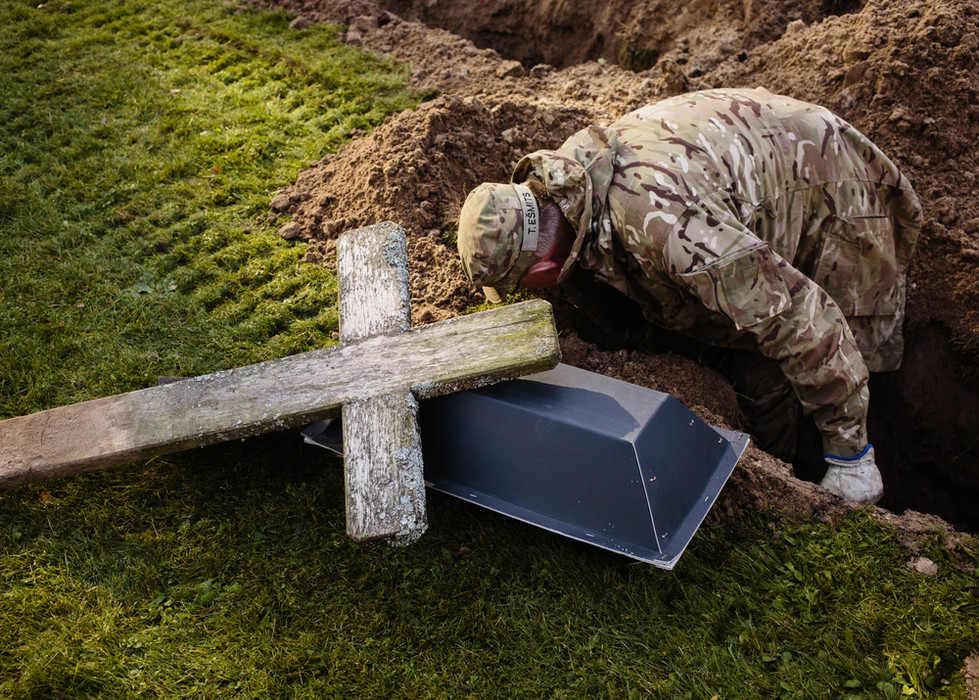 Deutscher Soldatenfriedhof bei Beberki, Lettland. Die Friedhöfe, ursprünglich von der Wehrmacht angelegt konnten erst in jüngster Zeit wiederhergestellt werden, sie waren während der Sowjetzeit zerstört oder überbaut worden