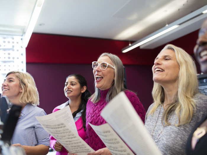 Frauenchor singt