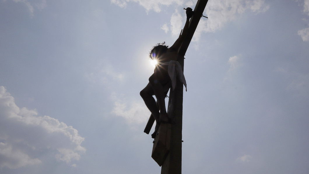 Jesus am Kreuz - doch wer ist schuld an seinem Tod?