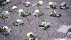  Gedenkzeichen für die Opfer des Anschlags vor zwei Jahren am Breitscheidplatz.