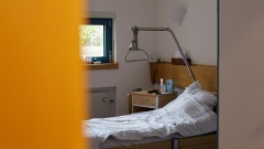 Blick in ein Patientenzimmer im Palliativzentrum der Uniklinik Köln
