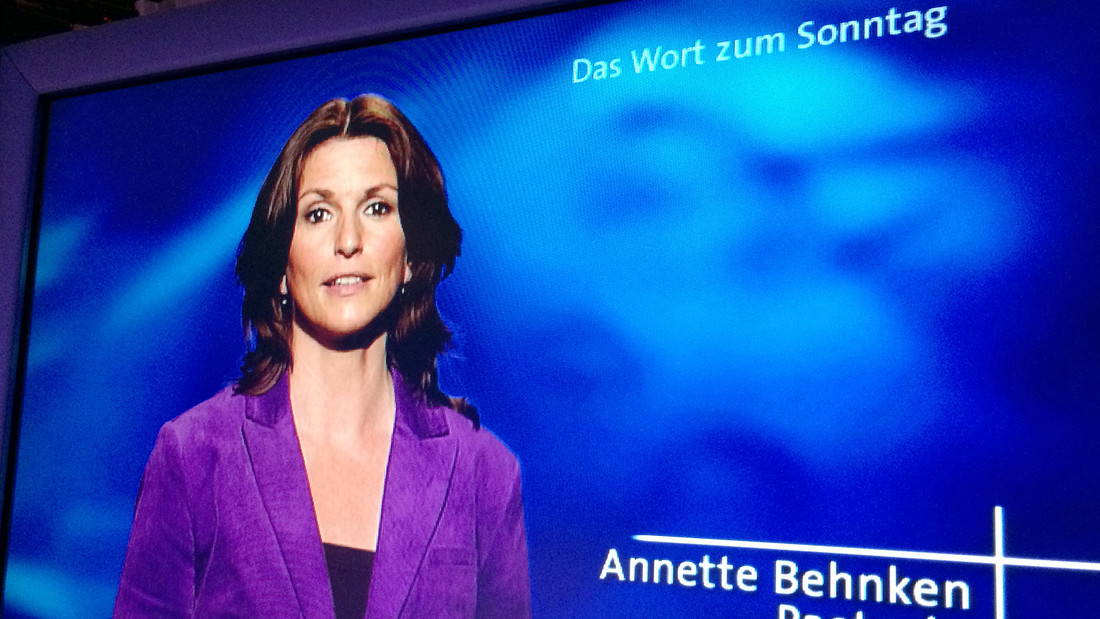 Die evangelische Pastorin Annette Behnken spricht das Wort zum Sonntag