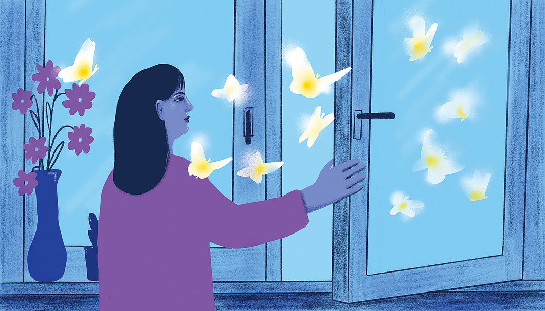 Illustration zeigt ein Frau die ein Fenster öffnet. Viele weiß-gelbe Schmetterlinge fliegen nach draußen