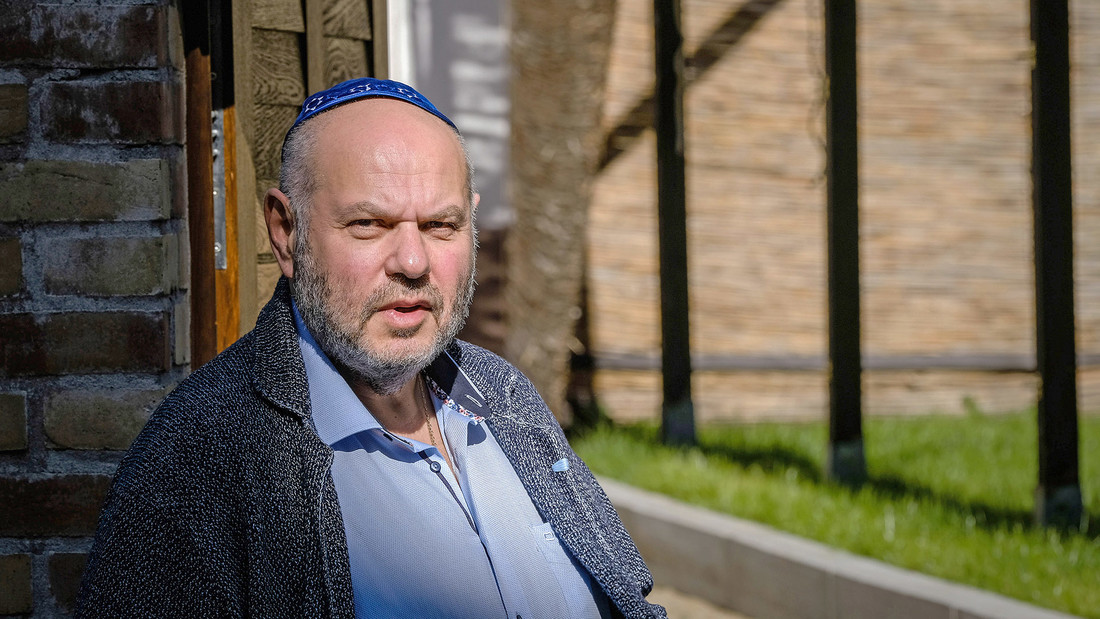 Portrait des Vorsitzenden der Jüdischen Gemeinde Halle Max Privorozki