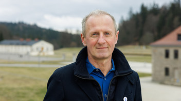 Der Leiter der KZ-Gedenkstätte Flossenbürg Jörg Skriebeleit.