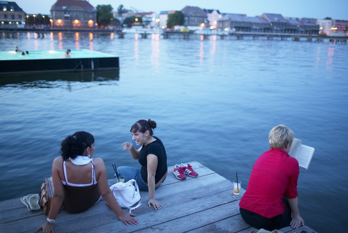 Badeschiff, Arena, Berlin-Treptow, Sommer 