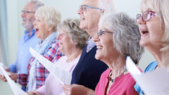 Senioren singen  im Chor