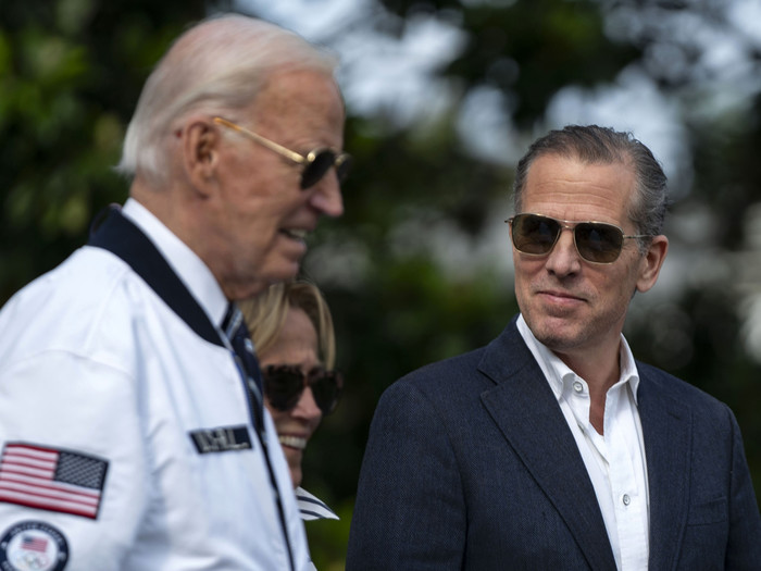 Hunter Biden verlässt mit  Joe Biden und Valerie Biden Owens das Weiße Haus 
