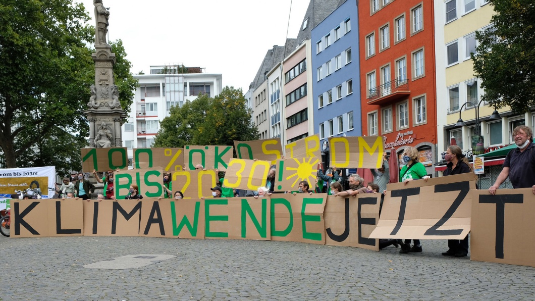 "Klimawende Köln" im Jahr 2020 bei der Auftaktveranstaltung zum Unterschriftensammeln