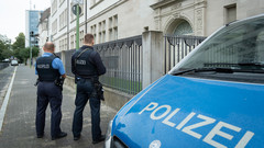 Polizeischutz vor jüdischen Einrichtungen