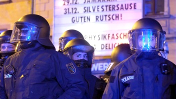 Polizei in der Silvesternacht in Leipzig-Connewitz