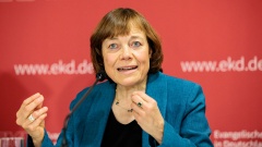 Ratsvorsitzende der EKD Annette Kurschus beim Sprechen
