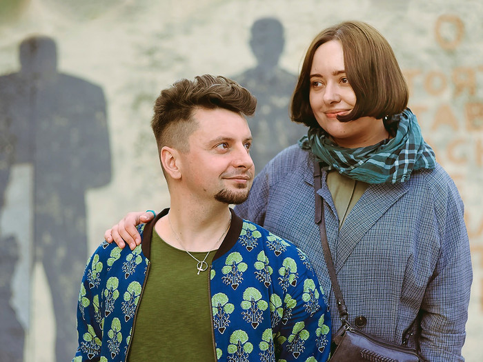 Romana Romanyschyn und Andrij Lessiw, beide 1984 geboren, leben und arbeiten zusammen in Lwiw im Westen der Ukraine