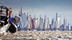 Segelschiffe auf dem Ijsselmeer