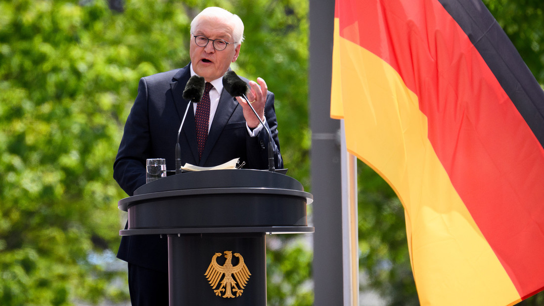 Bundespräsident Frank-Walter Steinmeier spricht beim Staatsakt zu "75 Jahre Grundgesetz" 