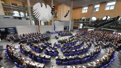 Wolfgang Schäuble spricht im Bundestag