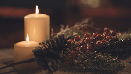 Wie helfen und Licht und scSchönes im Advent