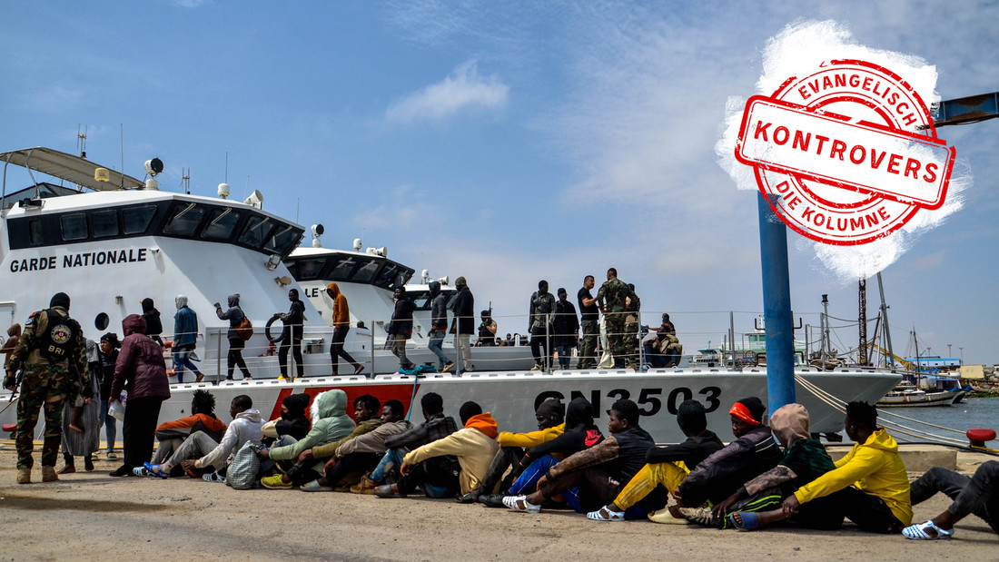 Subsaharischen Migranten wurden von der tunesischen Marine-Nationalgarde im Mittelmeer abgefangen