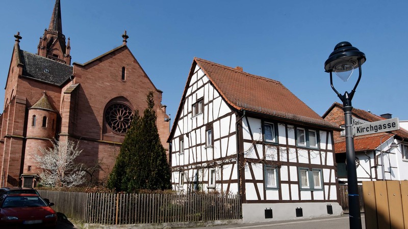 Stadtkirche Langen - Kirchgang
