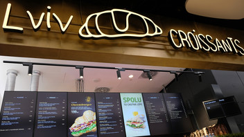 Ukrainischen Fast-Food-Kette "Lviv Croissants" im Prager Einkaufszentrum Palladium