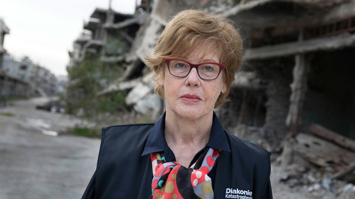 Frau Cornelia Füllkrug-Weitzel, Präsidentin der Diakonie Katastrophenhilfe, in Homs im Stadtteil Al-Hamdaniyah. Der Stadteil wurde während der Kämpfe weitgehend zerstört
