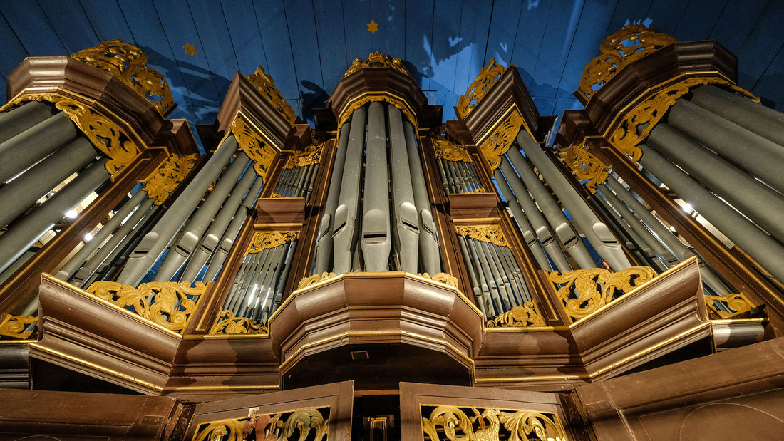 Denkmalgeschützte Gloger-Barockorgel in der evangelischen St.-Severi-Kirche in Otterndorf bei Cuxhaven