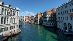 Blick auf eine italienische Wasserstraße