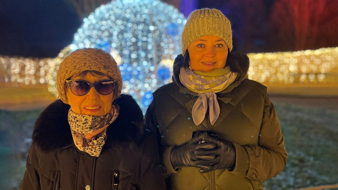 Valeriya Maryuschenko mit ihrer Mutter Nina in Berlin beim Lichterfest