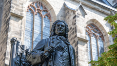  Johann Sebastian Bach prägt den Hof der Thomaskirche in Leipzig