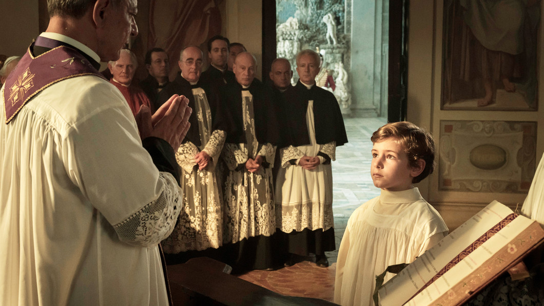 Die Bologna-Entführung: Da Edgardo (Leonardo Maltese) heimlich von seiner Amme getauft wurde, muss er katholisch erzogen werden