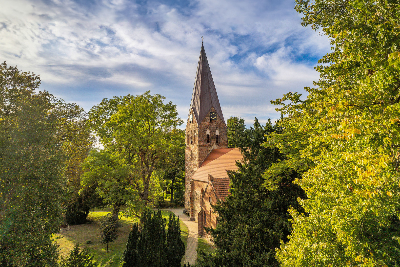 Dorfkirche Spornitz von außen