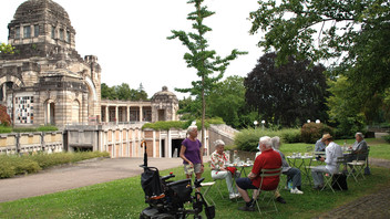 "Café Kränzchen" auf dem Friedhof in Stuttgart