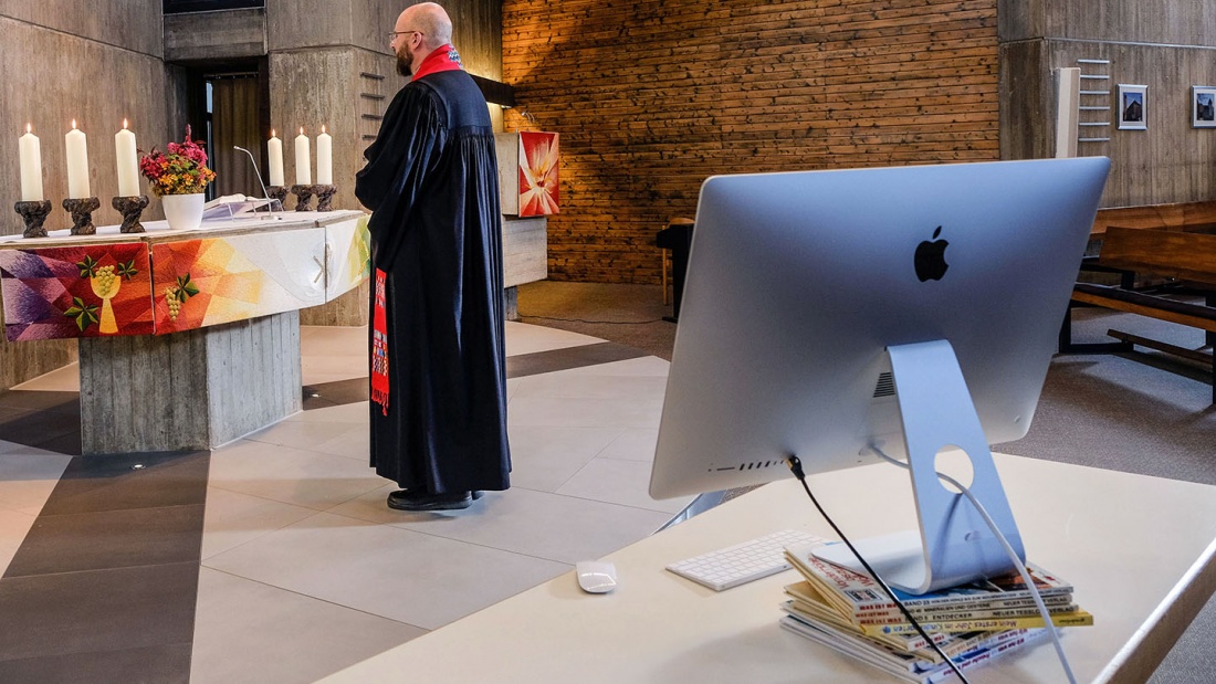 Online-Konfirmationsgottesdienst mit Pastor Sebastian Fitzke am 23.04.2020 in der evangelisch-lutherischen Christuskirche in Braunschweig. 
