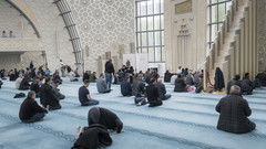 Muslime in einer Moschee