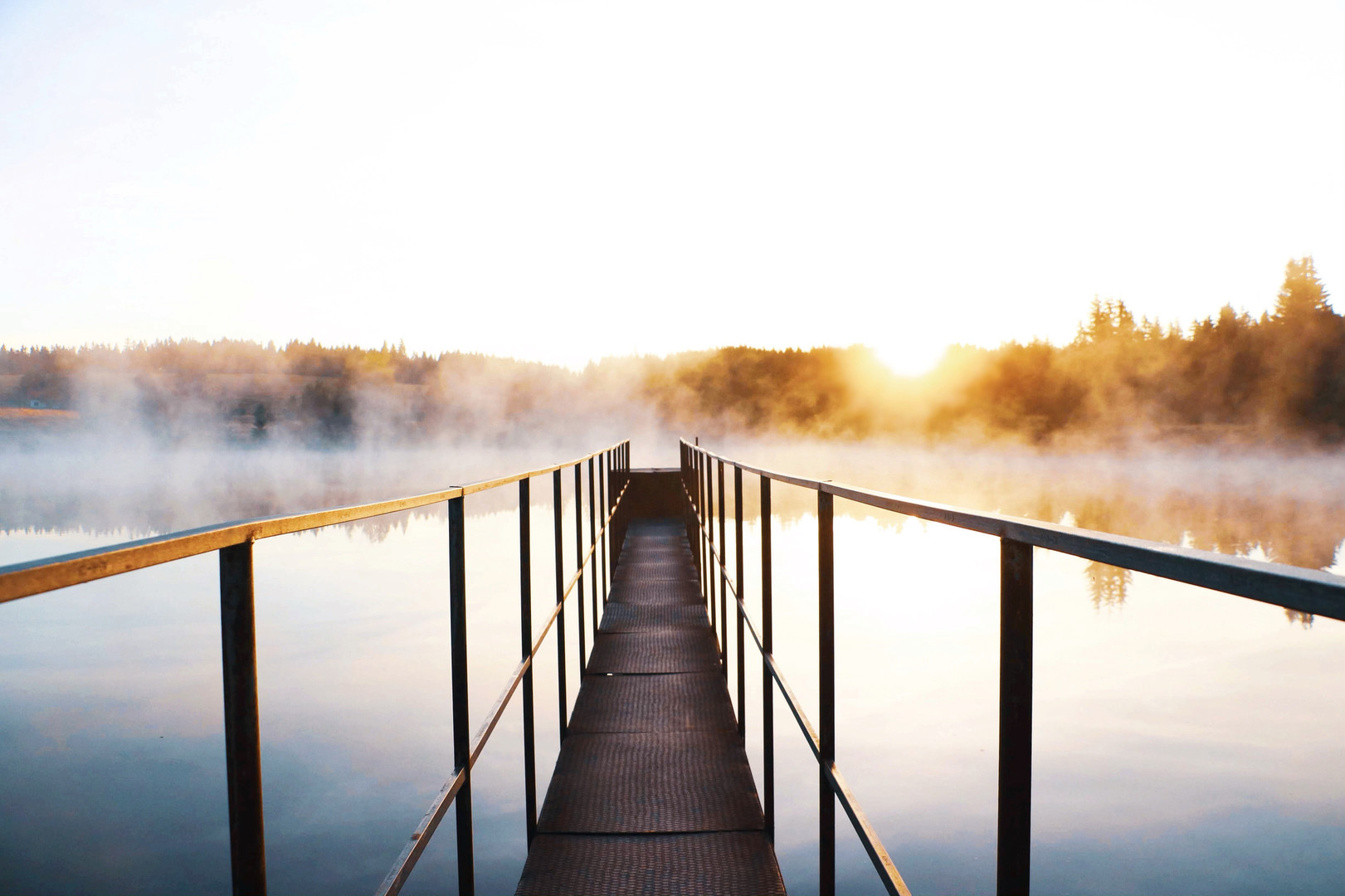 Brücke im Wasser